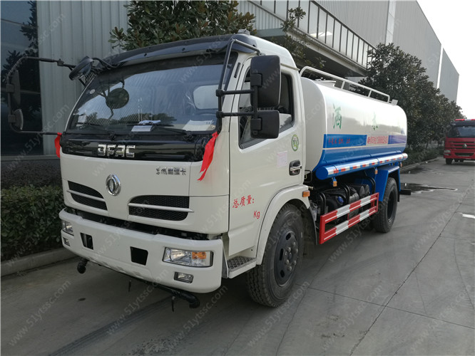 福瑞卡F7 |9方灑水車(新款國六)