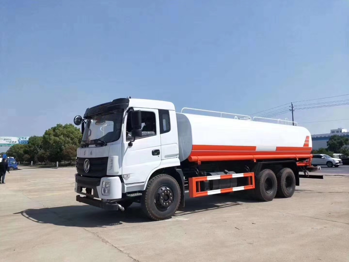 東風D17|21噸灑水車(新款國六)