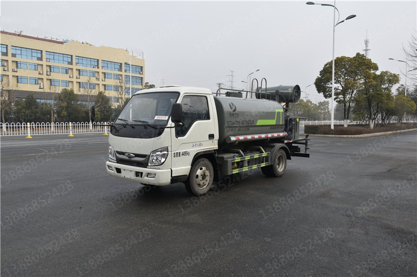 時代4方藍牌灑水車_CLT5044TDYBJ6型多功能抑塵車