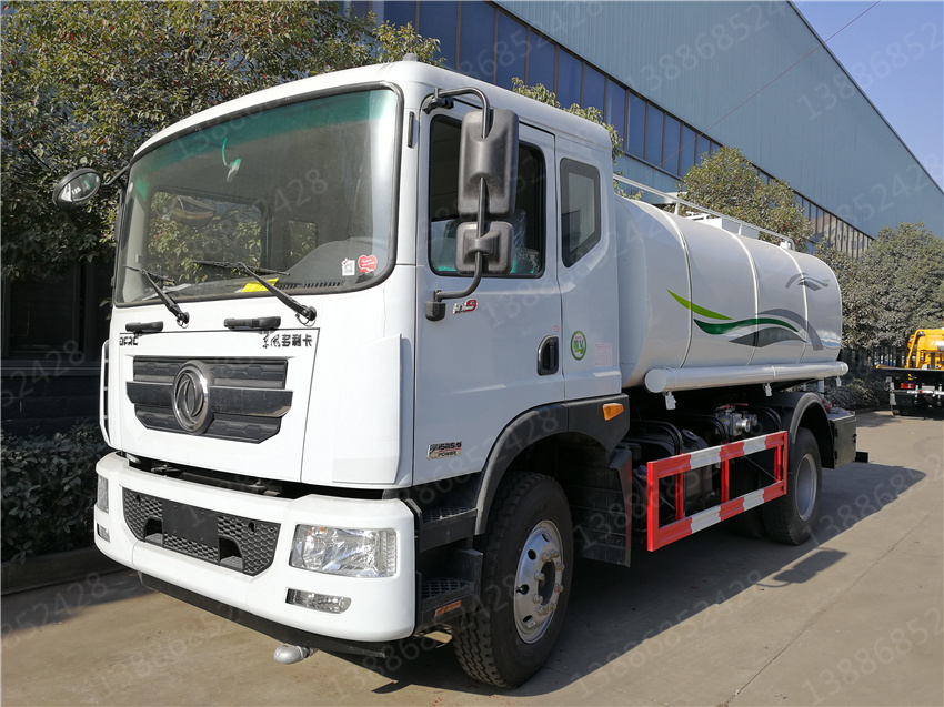 保溫?zé)崴\(yùn)輸車多少錢一輛