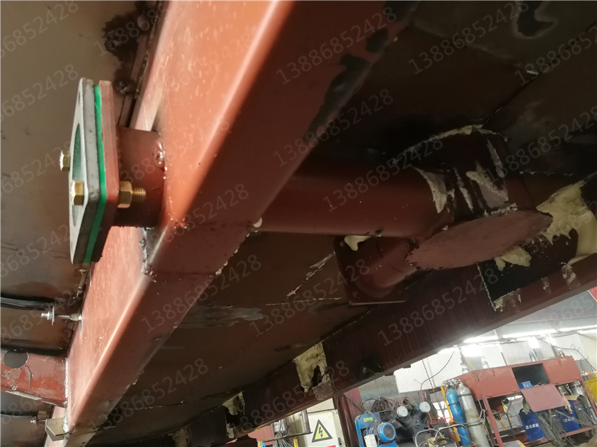 湖北盈通汽車東風福瑞卡12方灑