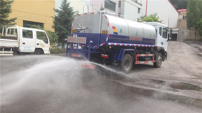 湖北盈通汽車8方灑