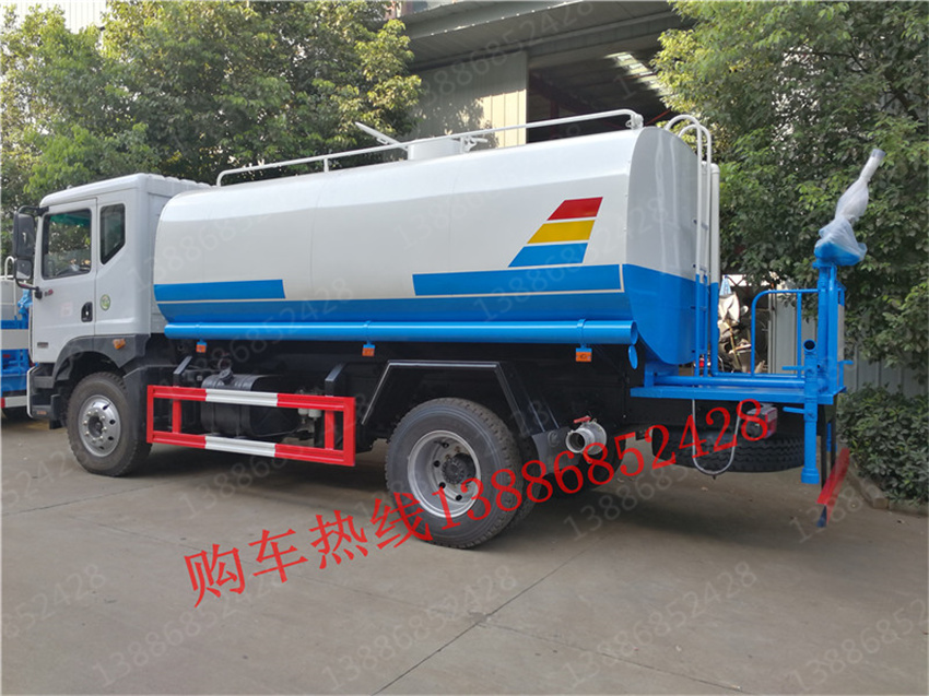 湖北盈通汽車山東藍牌福田抑塵車