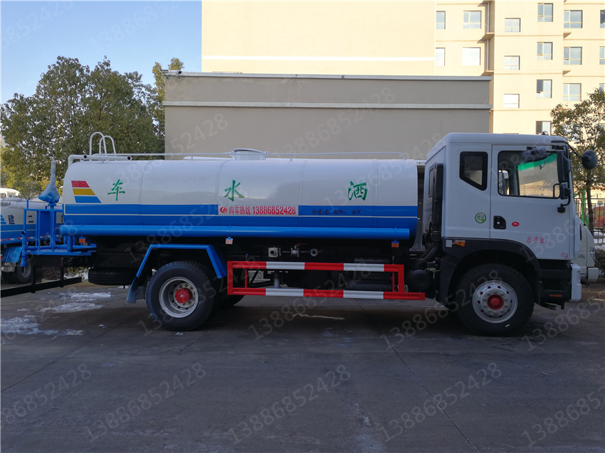 湖北盈通汽車賣灑廠家